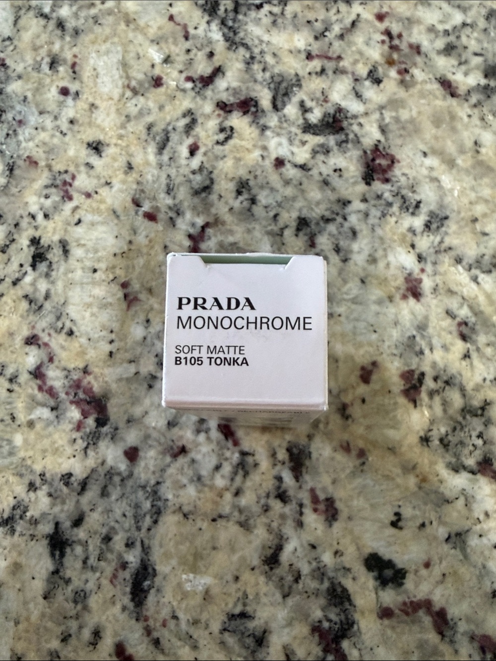 Prada - Picture 5 of 5